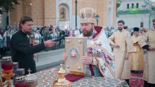 Митрополит Киевский и всея Украины Онуфрий возглавил литургию на площади перед Успенским собором