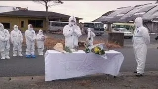 Une minute de silence au Japon, un an après le tsunami