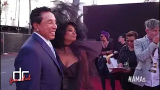 Diana Ross & Smokey Robinson at the 2017 AMAs | Red Carpet #2