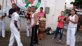 mestre negro boy e contramestre melodia roda na feira de água fria recife Pernambuco