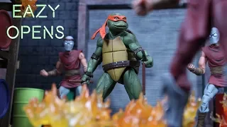 NECA SDCC 1990 TMNT Live Action Movie 7inch Michelangelo Figure Review!