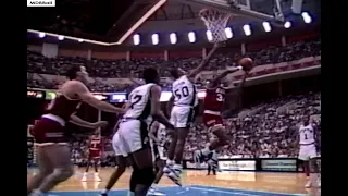 Hakeem Olajuwon (37p) Battles David Robinson (29p) In San Antonio! 1990