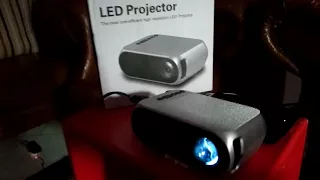 Projector YG320