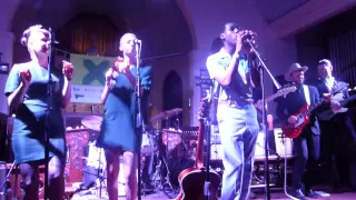 Leon Bridges - Twistin' & Groovin' (SXSW 2015) HD