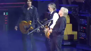 PAUL McCARTNEY - End of show jam (Winston-Salem, 21.5.2022, Truist Field)