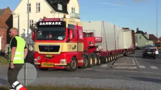 Tonstunge blokvogne fragter 39 meter lange broelementer fra Korsør til Vallensbæk