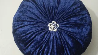 DIY round velvet luxury cushion //Diy round pillow /round cushion //super easy Making