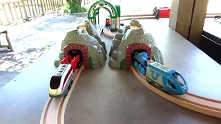 Brio & Thomas Railway. Tunnel & Ranch Park Table Course