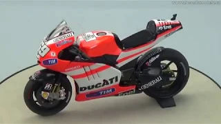 Ducati Desmosedici GP11 2 No.69 N Hayden Ducati Team MotoGP 2011 Minichamps 1:12