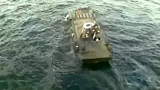 Прием морского десанта через кормовую аппарель Б.Д.К. Большой Десантный Корабль 240p