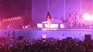 Rihanna, Umbrella live concert Anti World Tour in Amsterdam (NL)