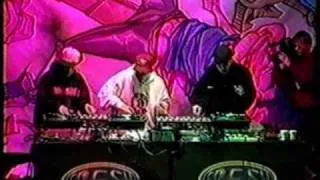 invisible Skratch Piklz vs da klamz uv deth "Part 1"