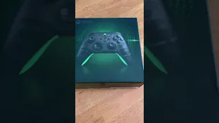 The New 20th Anniversary Xbox Series X Controller!