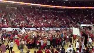 NC State defeats #1 Duke 84-76 (fans rush court)