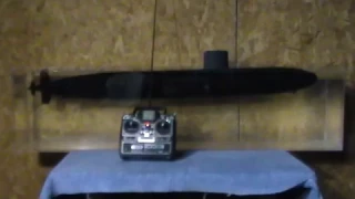 Los Angeles Class 688i fast attack submarine model: Basic Dive Demonstration.