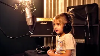 3-Year-old HALSTON sings 'A MILLION DREAMS' - THE GREATEST SHOWMAN