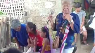 Grandma singing When I look at you VIRAL VIDEO in Philippines 😍