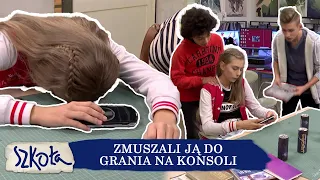 PRZEDAWKOWAŁA ENERGETYKI 🤯⚡ | Szkoła