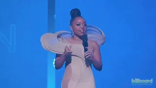 BBWM 2023’s Host, Quinta Brunson, getting scared by the fans cheers for TWICE.