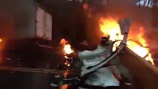 Video mostra veiculo em chamas apos acidente na BR 381