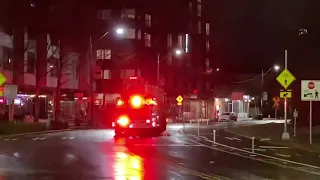 Seattle Fire Ladder 9 Responding