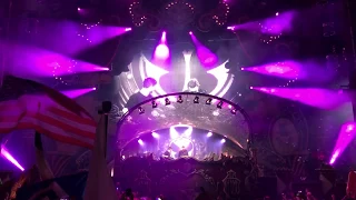 Martin Garrix & David Guetta - So Far Away (feat. Ellie Goulding) @ Tomorrowland 2017