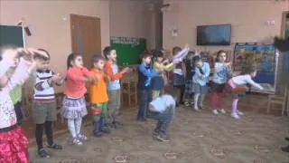 А под пальмой краб сидит...