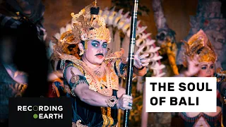 Bali traditional dance ceremony | Recording Earth