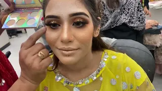 Aj hamare salon ma shahtaj q ai