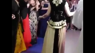 شاهد افضل رقصة لفتاة جزائرية