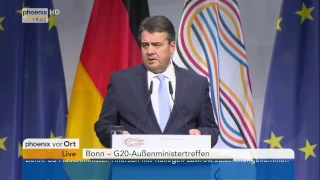 Sigmar Gabriel, SPD. Krieg und Einsicht. Flüchtlinge sind das Ergebnis von Interventionen.