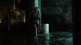 Supergirl VS Evil Aunt