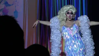 Shady Queens 2019 - Trixie Mattel ( I can't do it alone)