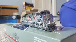 Review of the Athearn Genesis UP 1943 "Spirit Of Union Pacific" in HO scale!