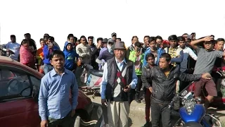 Staring crowds in India