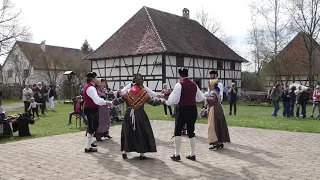 Traditional German Dance-Upper Swabian Folk Dance (3)