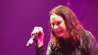 Black Sabbath - Behind The Wall Of Sleep/N.I.B. 2 febr 2017 Birmingham, Genting Arena - close up!