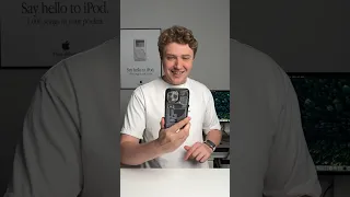 Чехол с внутренностями iPhone - Spigen
