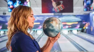 Dc Legends of Tomorrow 6x11 Sarah sends the bowling ball into space