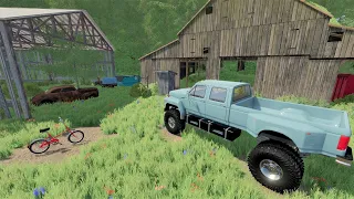 Finding abandoned barns in the middle of the forest | Farming Simulator 22