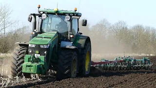 John Deere 8320R in the field ploughing w/ 6-Furrow Kverneland Plough | Danish Agriculture