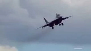 МИГ-29"СТРИЖИ"Посадка 12.06.2014