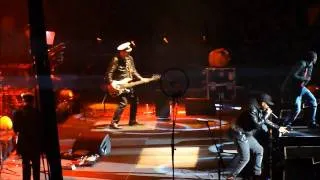 GORILLAZ - "White Flag" @ Oracle Arena, Oakland, 10/30/10