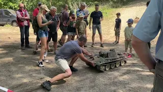 Testing the power of an Armortek tank at Militracks 2022.