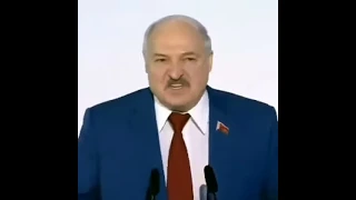 ЛУКАШЕНКО говорит: СЛУШАЙ ПОЕДЕМ ПИВКА ПОПЬЁМ, ВОН У МЕНЯ НА ЗАДНЕМ СИДЕНИИ ПАРУ ТЕЛОК СИДИТ #shorts