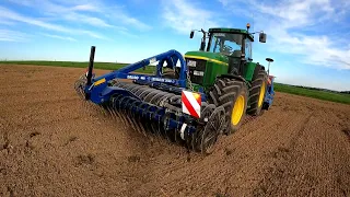 Gerste Säen mit John Deere 7710