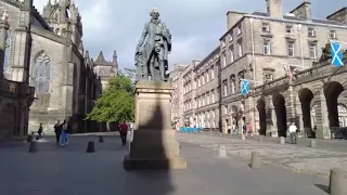 🇬🇧🏴󠁧󠁢󠁳󠁣󠁴󠁿 EDINBURGH Walk: The Royal Mile - from Holyrood Palace to Castle Hill (no talking)/Scotland