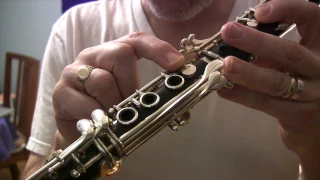 How to play Gershwin's "Rhapsody in Blue" opening clarinet solo