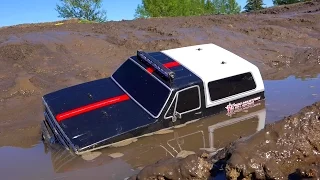 RC ADVENTURES - Chevy k5 Blazer Sinking in a Mud Bog