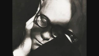 Elton John - Stone's Throw From Hurtin' (Sleeping With The Past 6/12)